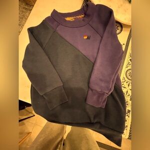 Aviator nation, size 4 pullover sweater with pockets
